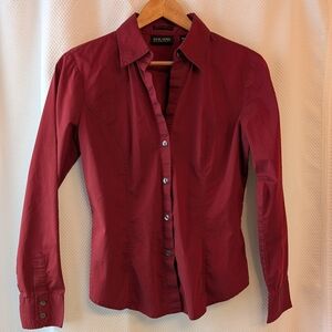 Burgundy red button up slim fit long sleeve button shirt - size M